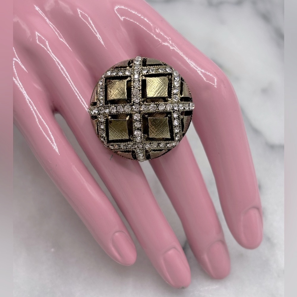 Chunky Antique Gold Tone Round Crystal Costume Ring with‎ Stretch Band